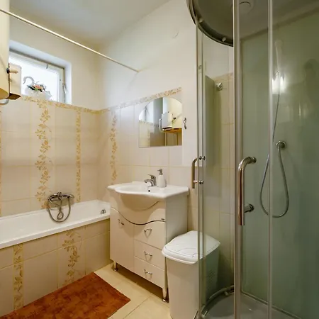 Casablanca 1 By Interhome דירה Balatonszárszó